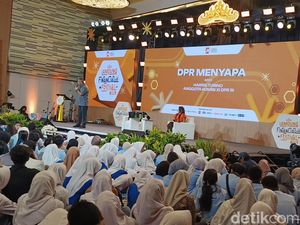 Anggota DPR RI Harris Turino Imbau Gen Z Bijak Kelola Keuangan