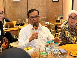 Asap Karhutla Ganggu Penerbangan, Pesawat Bisa Putar Balik-Cari Bandara Lain