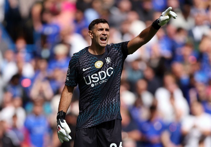 Soccer Football - Premier League - Chelsea v Brighton & Hove Albion - Stamford Bridge, London, Britain - August 30, 2026 Chelseas Emiliano Martinez reacts REUTERS/David Klein EDITORIAL USE ONLY. NO USE WITH UNAUTHORIZED AUDIO, VIDEO, DATA, FIXTURE L