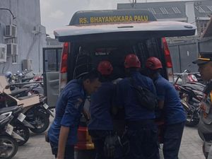 Karyawan Restoran di Palu Tewas Terjepit Lift Rusak