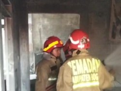 Rumah di Cileungsi Bogor Kebakaran Saat Ditinggal Penghuni Antar Anak