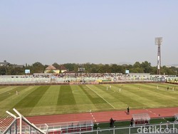 Bhayangkara FC Berbagi Poin dengan Persebaya di Laga Perdana