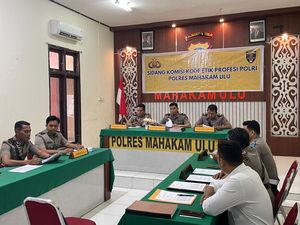 4 Polisi Mahulu Dipecat Gegara Narkoba-Desersi, yang Lain Tunggu Sidang