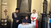 Momen Putri Mahkota Victoria Berkunjung ke Istiqlal dan Katedral Jakarta