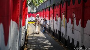 Wajah Gang Mampang Berubah dengan Sentuhan Mural