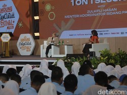Zulhas Ingatkan Gen Z Lampung Hindari Pinjol dan Judol