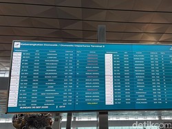 Erupsi Anak Krakatau, Bandara Soetta Hingga Husein Sastranegara Tutup Sampai Senin Pagi