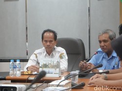 Soroti Seabrek Keluhan Warga, Bupati Sintang Tegur Kades Muakan Petinggi