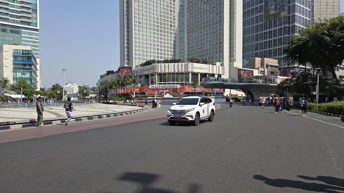 CFD Sudirman-Thamrin Selesai Lebih Cepat Pagi Ini dampak dari Abu Anak Krakatau