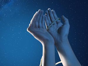 Bacaan Tasbih Malaikat Sebelum Subuh untuk Rezeki dan Penghapus Dosa