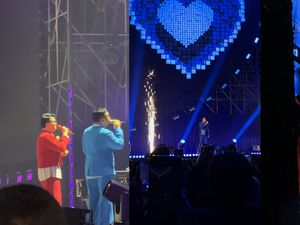Video: Nostalgia Bareng Kahitna di Konser 40 Tahunnya