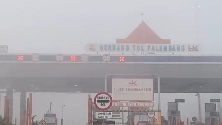 Tol Palindra Berlakukan Sistem Buka Tutup Imbas Kabut Tebal Pagi Hari