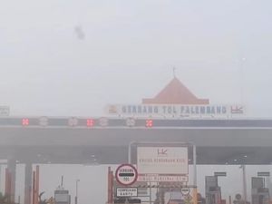 Tol Palindra Berlakukan Sistem Buka Tutup Imbas Kabut Tebal Pagi Hari