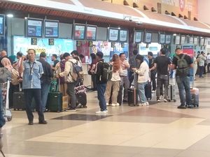 13 Jadwal Penerbangan di Bandara Palembang Terdampak Erupsi GAK