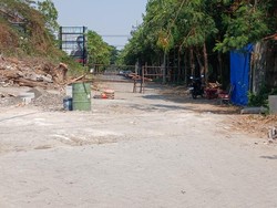 Pagar Pembatas Pemkab-Kejari Gresik Raib, Ketemu di Pengepul Besi Tua