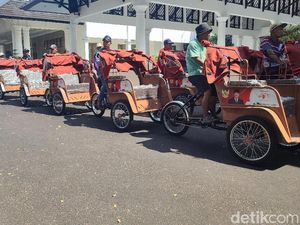 Senyum Lansia Ciamis Terima Bantuan Becak Listrik