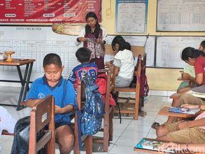 SDN 4 Panji Kekurangan Guru Agama Hindu, Wali Kelas Rangkap Mengajar