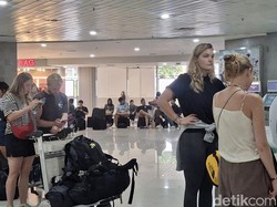 Cerita WNA Tertahan di Bandara Ngurah Rai Imbas Erupsi Anak Krakatau