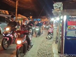Abu Vulkanik Bikin Khawatir, Pedagang Kuliner Bandar Lampung Pilih Tutup
