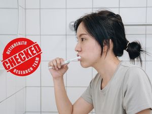 Maju-Mundur atau Naik-Turun? Akhirnya Terjawab, Begini Cara Sikat Gigi yang Benar