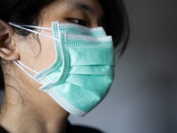 Pakai Dua Masker Dirangkap, Seberapa Efektif Tangkal Abu Vulkanik? Ini Kata Dokter Paru
