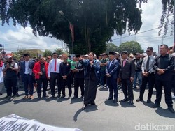 Wali Kota Blitar Didemo KONI gegara Anggaran Hibah Rp 2,8 M
