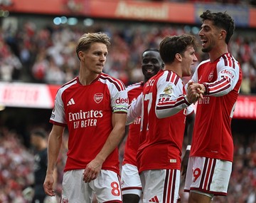 Arsenal si Paling 1-0