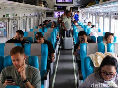 Bandara Ditutup Imbas Abu Vulkanik, KAI Tambah Perjalanan Kereta dari Jakarta