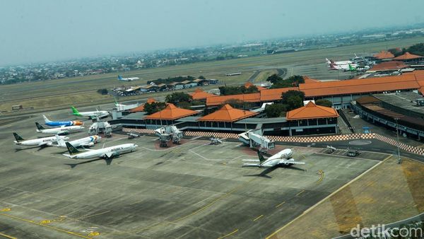 Biasanya Sibuk, Bandara Soetta Kini Lengang akibat Abu Anak Krakatau