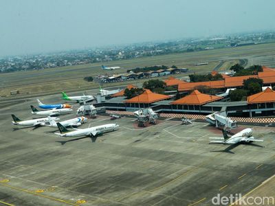 Biasanya Sibuk, Bandara Soetta Kini Lengang akibat Abu Anak Krakatau