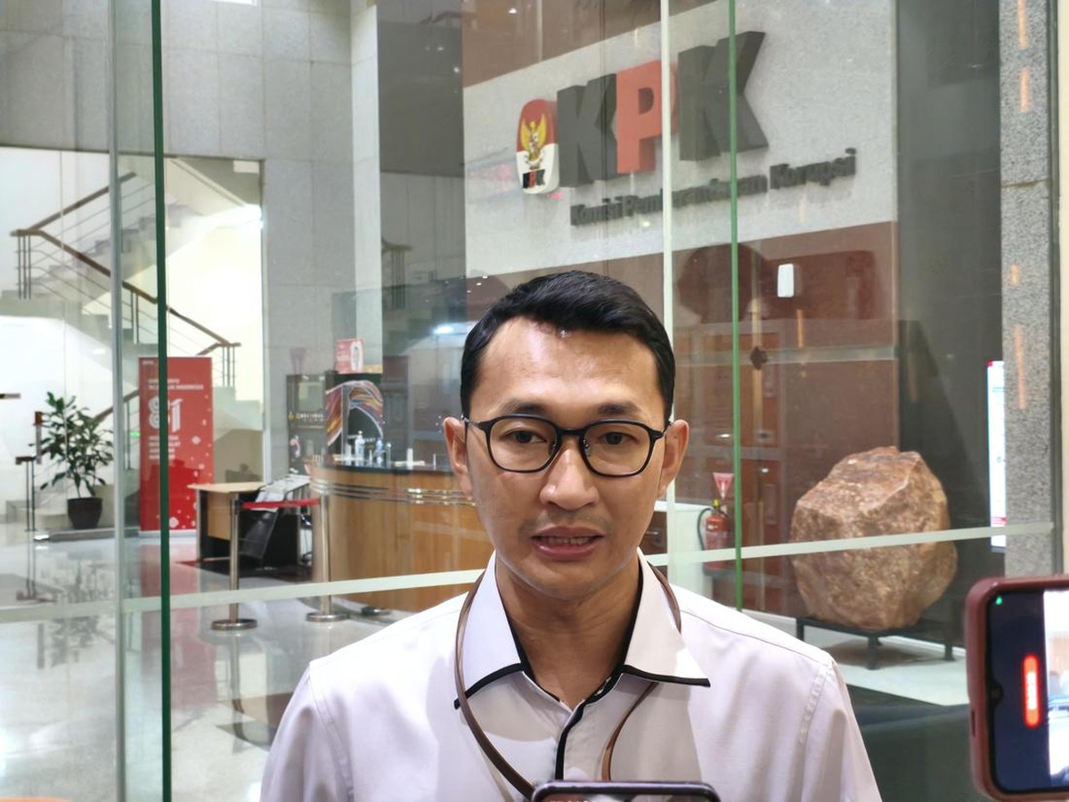 Pemeriksaan Eks Aspri Ridwan Kamil Terkait Aliran Rekening oleh KPK