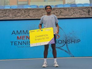 Mens World Tennis Championship: Karan Singh Juara Seri IV