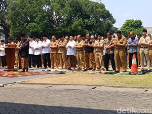 Kebakaran TPA Putri Cempo Belum Juga Padam, Pemkot Solo Gelar Salat Istisqa
