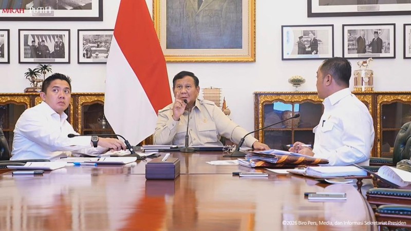 Prabowo Minta Data Perusahaan yang Terlibat Karhutla, Mau Cek Pemiliknya