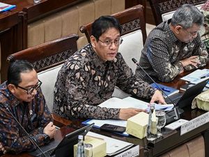 Purbaya Akui Ekonomi Terdampak Deretan Bencana Karhutla-Erupsi