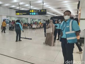 62 Penerbangan Rute Indonesia Timur Dibatalkan Imbas Erupsi Anak Krakatau