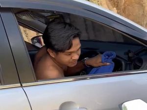 Sejoli di Kendari Kepergok Mesum Dalam Mobil di Tempat Sepi