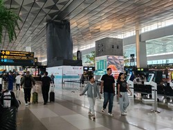Soetta Tutup Imbas Abu Vulkanik, Penerbangan Dialihkan ke 6 Bandara Ini