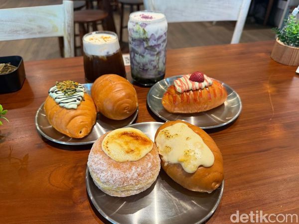 Baru di Bekasi! Bakery Ini Punya 20 Varian Salt Bread yang Lengkap