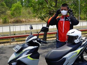 Jangan Langsung Dilap, Begini Tips Bersihkan Motor Kena Abu Vulkanik