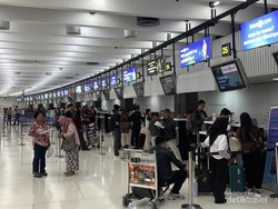 Curhatan Penumpang Bandara Soetta, Batal Terbang Imbas Erupsi Anak Krakatau