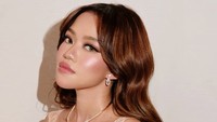 Foto Terbaru Ummi Quary Pakai Gaun Peach Curi Atensi, Makin Cantik Manglingi