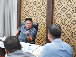Upaya Pemprov Sumsel Urai Antrean Pengisian BBM di SPBU