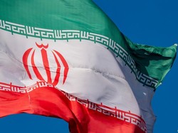 Iran Ancam AS dengan Perang Ekonomi dan Rudal Canggih