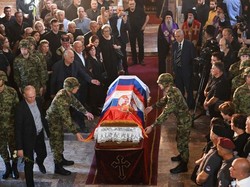 Pemakaman Mladic Jadi Ujian Politik Jelang Pemilu Serbia