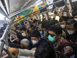 Video DPR Soroti Pengurangan Perjalanan KRL Jakarta-Bogor Bikin Penuh Sesak