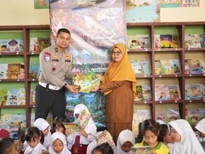 Police Goes to School di Rohul Kampanye Green Policing dan Karhutla