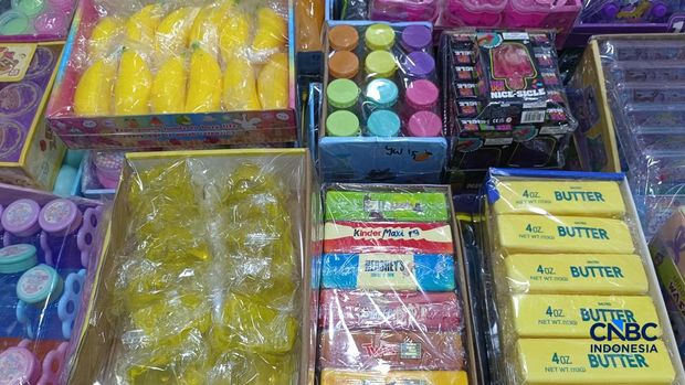 Pusat Grosir Asemka kini jadi 'Dapur' Bisnis Reseller, Jakarta, Selasa (8/9/2026). Pusat Grosir Asemka kini jadi 'Dapur' Bisnis Reseller, Jakarta, Selasa (8/9/2026). (CNBC Indonesia/Martyasari Rizky)