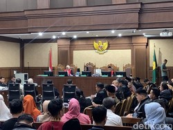 Di Sidang Yaqut, Eks Staf Kemenag Sebut Ada Fee Percepatan Haji