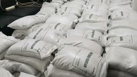 Polisi Temukan 1,98 Ton Beras Bantuan di Rumah Pengepul Cirebon